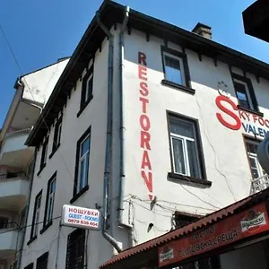 Pensión Sky