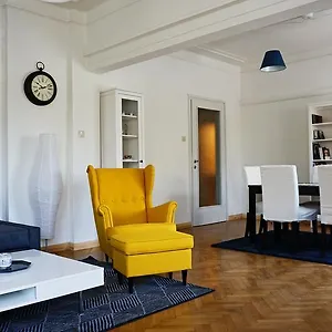 Apartment Vitosha Boulevard 79 / Ndk