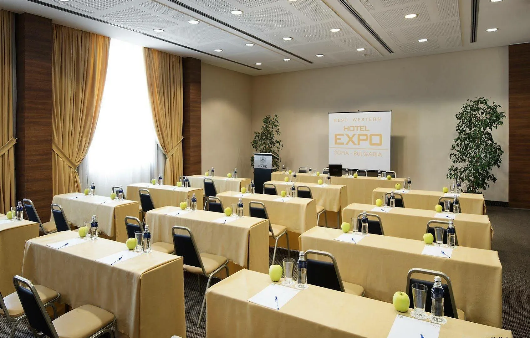 Expo Hotel Sofia 4*,